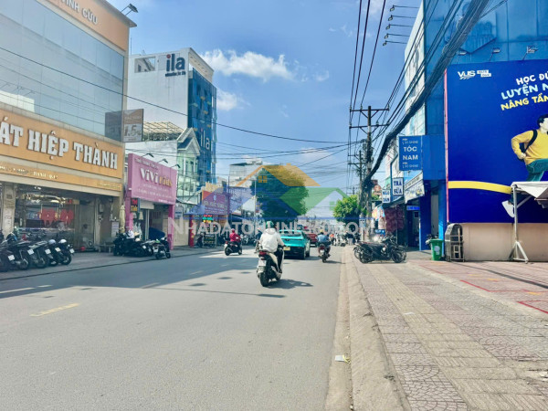 Vị trí siêu đẹp view góc ngang 6m 150m2 4 lầu mặt tiền kd lê văn thọ ngay làng hoa 31 tỷ.