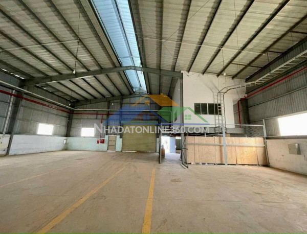 Xt666 nhà xưởng sản xuất gia công nhẹ, may mặc, kho chứa hàng, giao thông thuận tiện