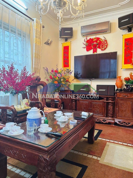 Cực hiếm chính chủ cần bán nhà phố trần cung cổ nhuế diện tích 37m x 4 tầng mặt tiền 4 m giá bán nhỉnh 9 t