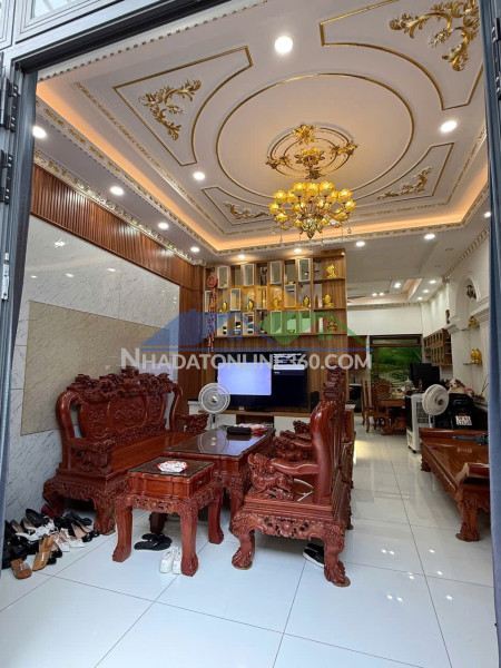 Biệt thự tân cổ điển mới full nội thất gỗ bông sao p5q8....