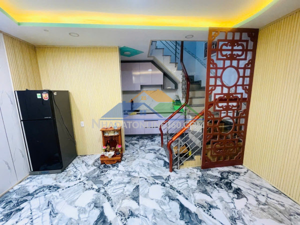 Nhà đẹp- giá tốt chính chủ cần bán nhanh căn nhà vị trí đẹp tại huyện nhà bè, tphcm