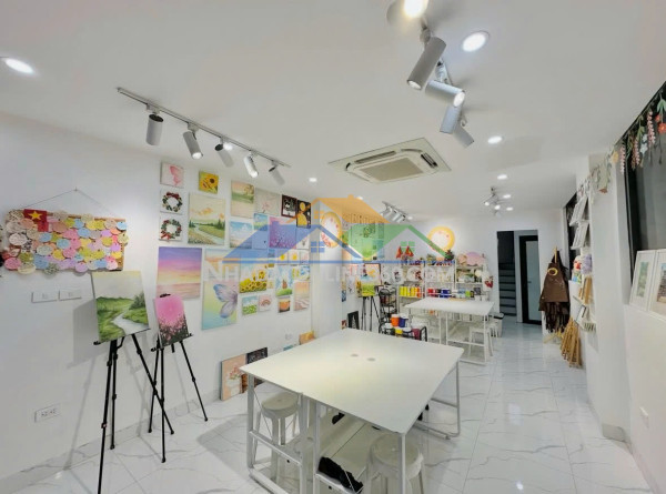 Sang nhượng mặt bằng căn góc tầng 1 - thịnh hào 1 đống đa!!!