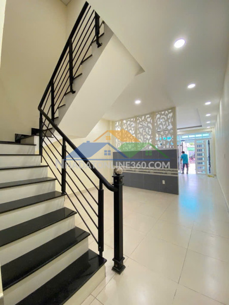 Nhà giá rẻ tây hoà q9- 2 tầng-khu dân trí cao- an ninh-gần chợ + metro