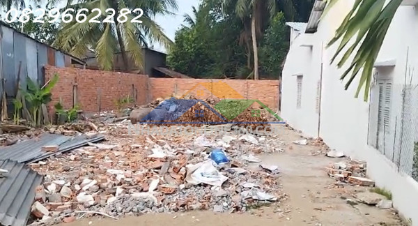 Bán đất thổ cư 293m2 sổ hồng lưu văn lang, phường.sa đéc, đồng tháp. hướng tây nam.