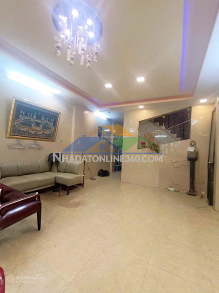 Mặt tiền kd sầm uất dương bá trạc - 3 tầng 4 pn rộng thênh thang - 4.5x14m - chỉ 8.3 tỷ